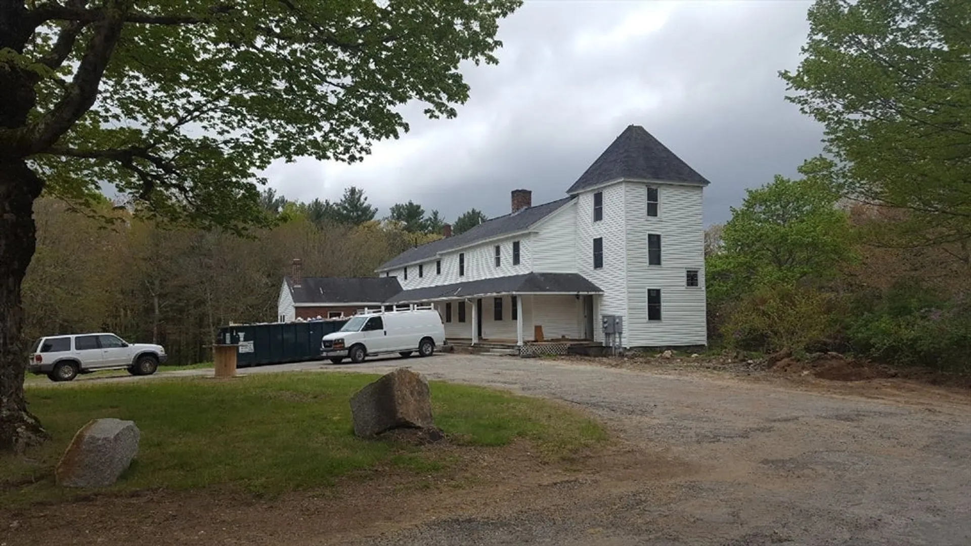 3 Warren Rd  #A Photo 2