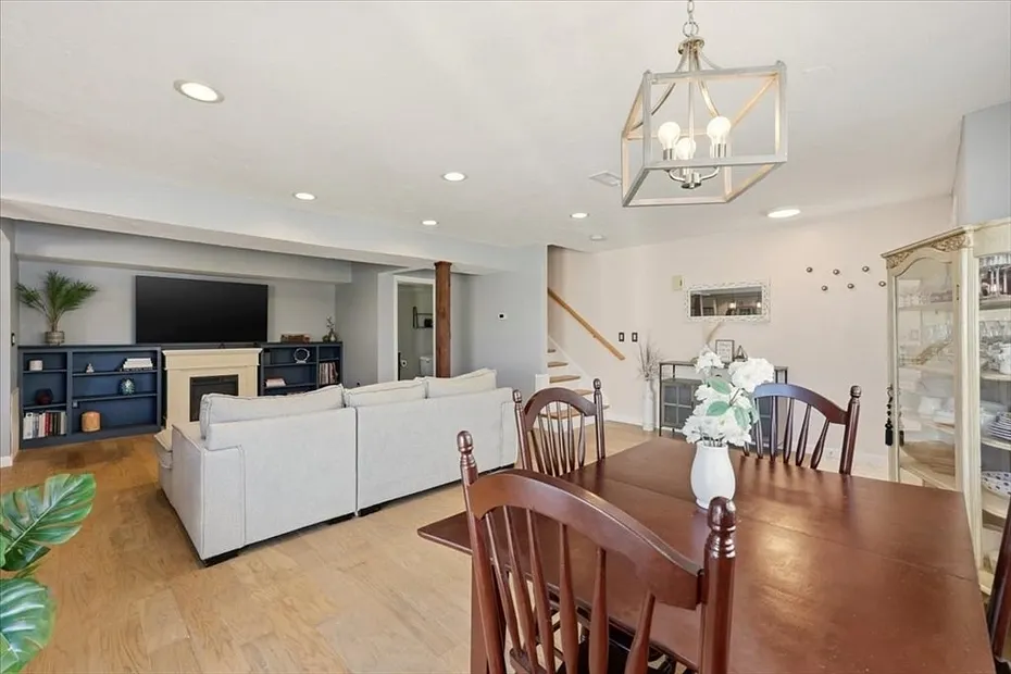 49 Elderwood Dr #49 Photo 19