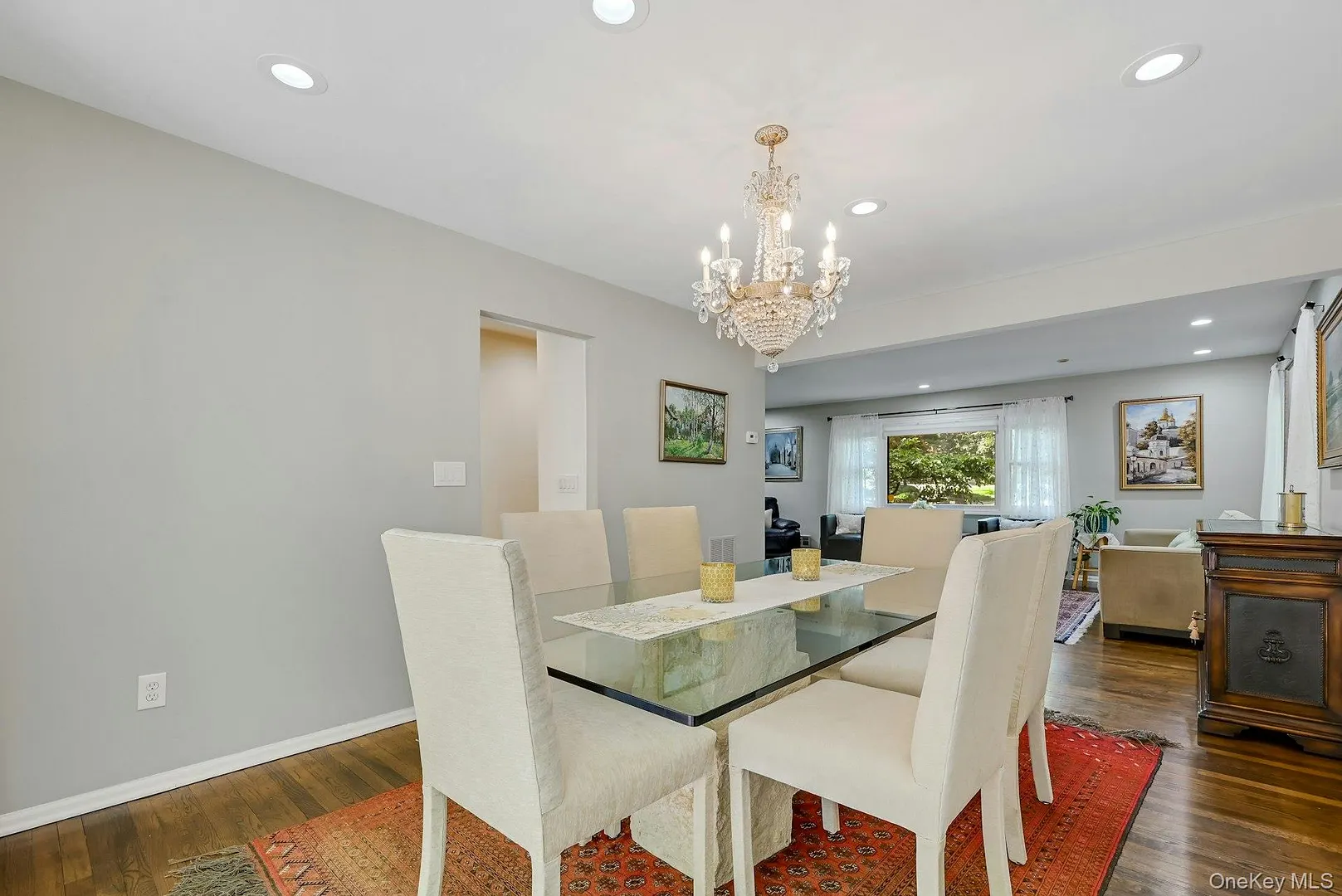 19 York Drive Photo 10