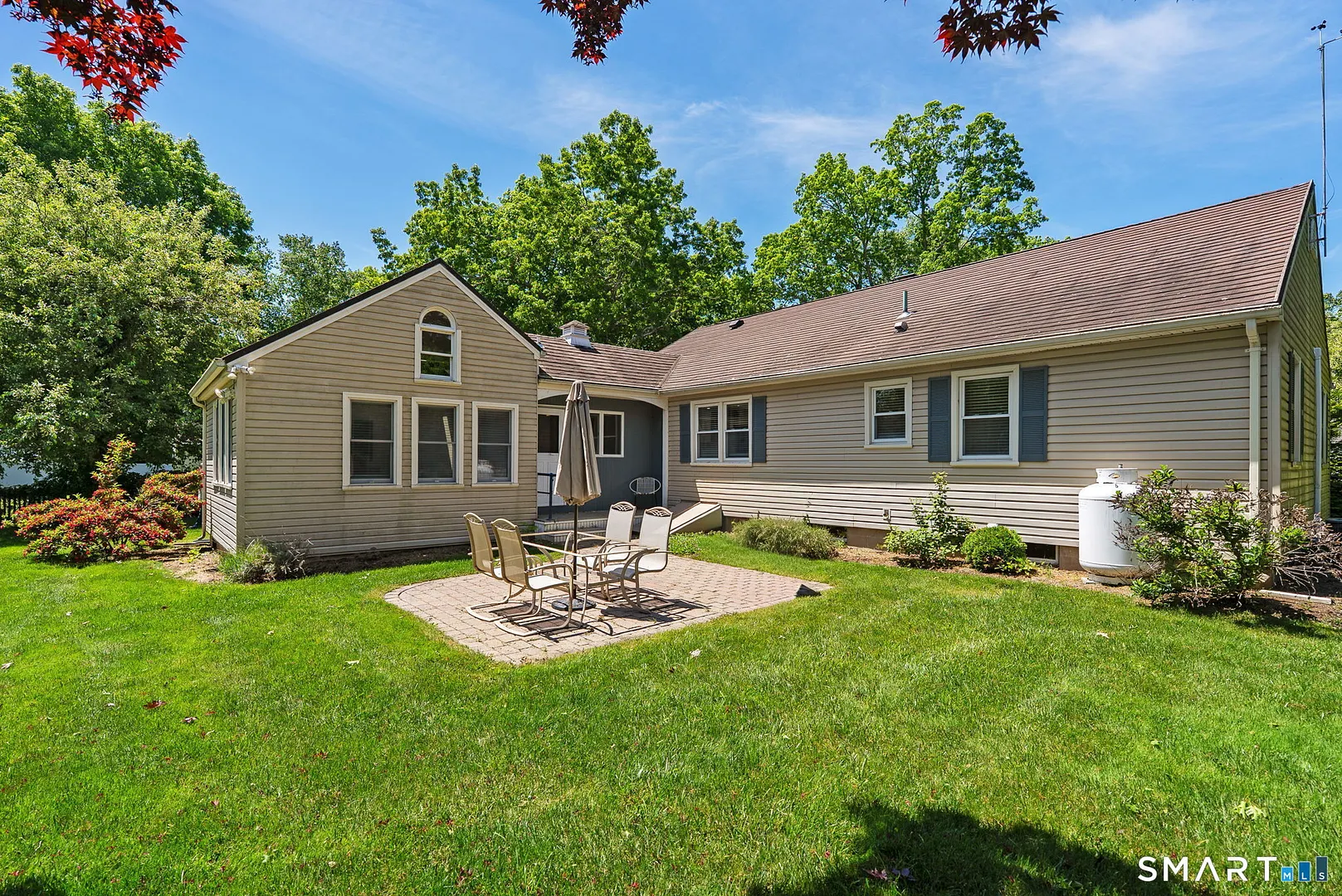 86 Fenwood Drive Photo 4