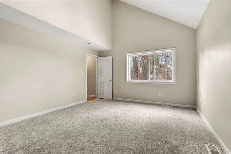 153 Coffin Rd  #10 Photo 9