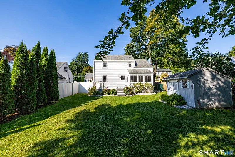 170 Brunswick Avenue Photo 37