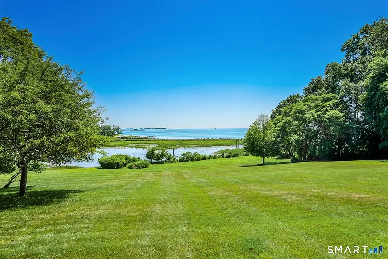 155 Long Neck Point Road Photo 32