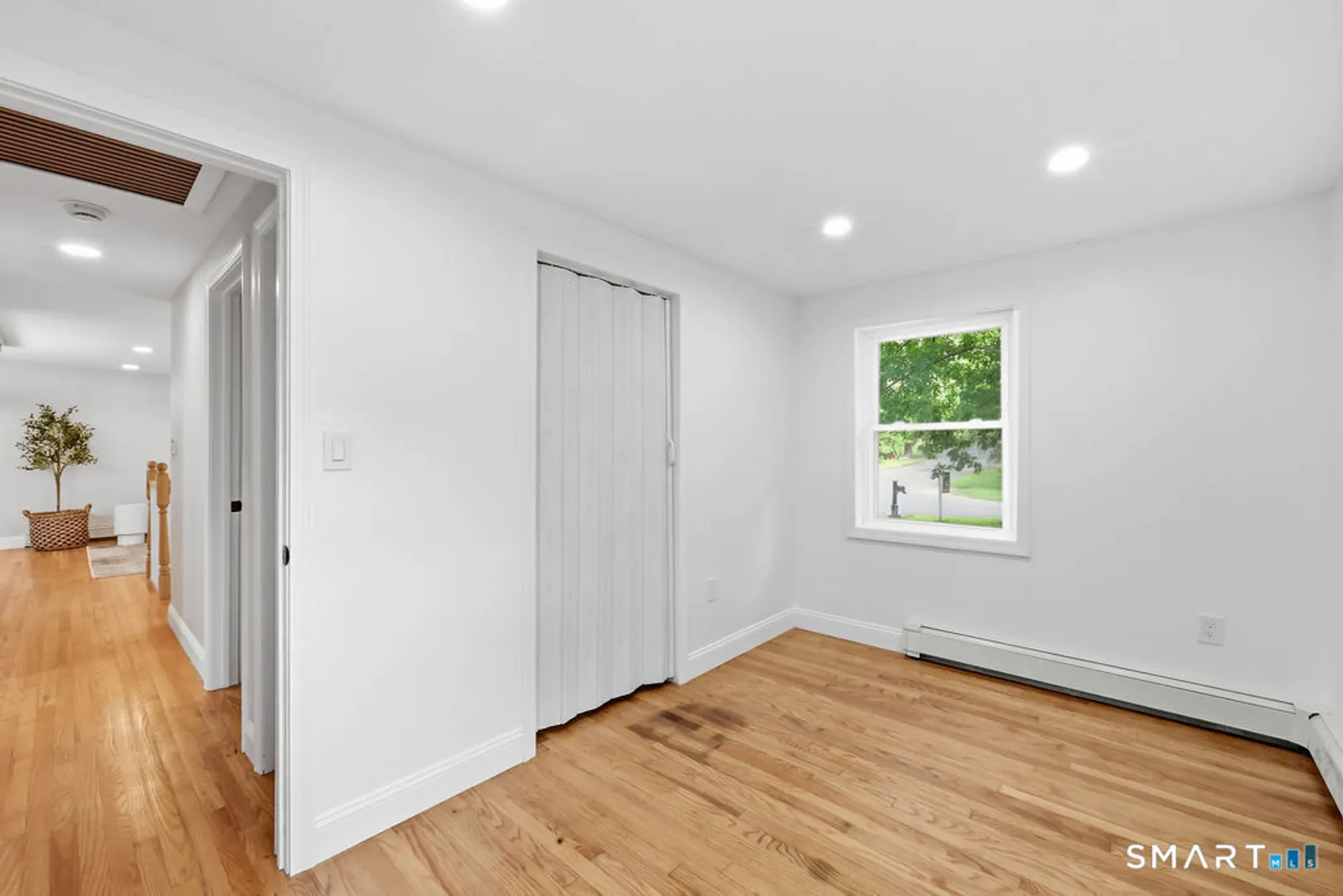 445 Lincoln Drive Photo 19