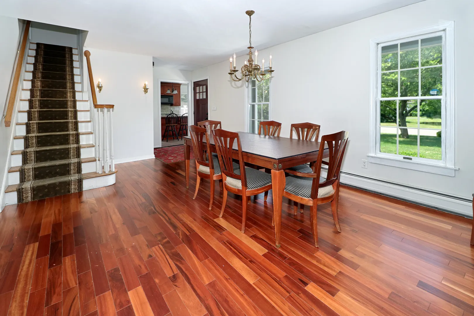 28 Brook Road Photo 10