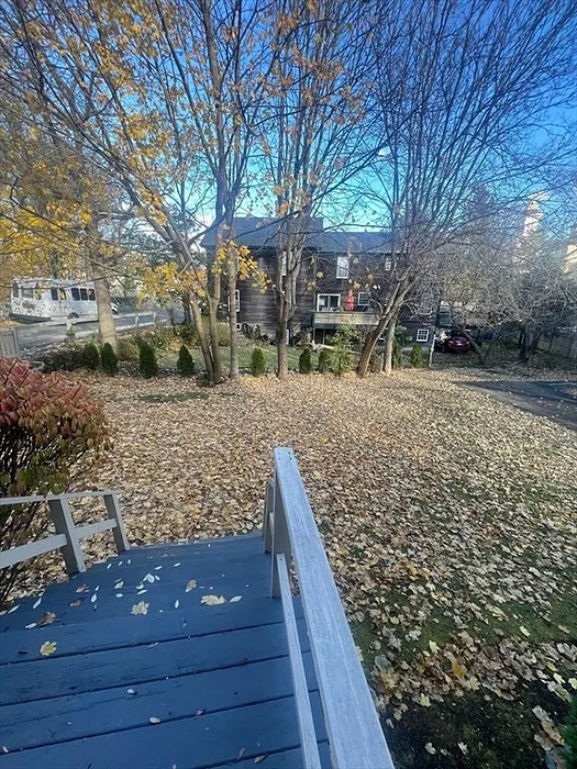 15 Harris St  #4 Photo 11