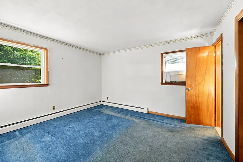 3 Holly Lane Photo 9