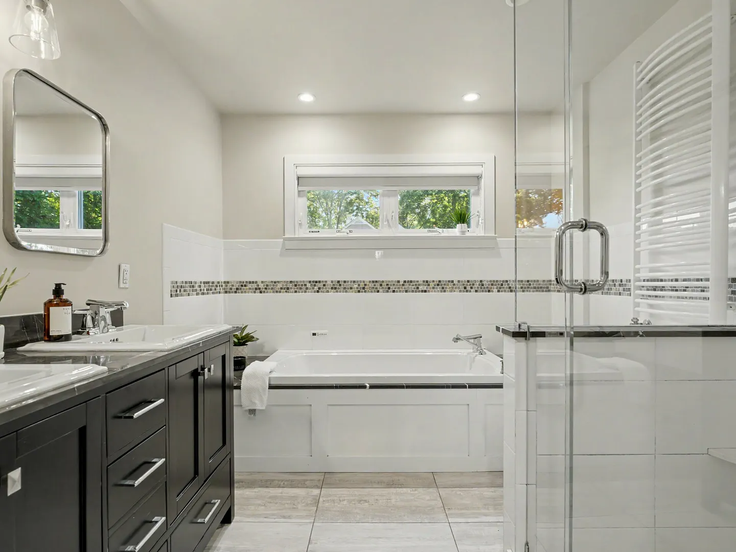 14 Koger Road Photo 15