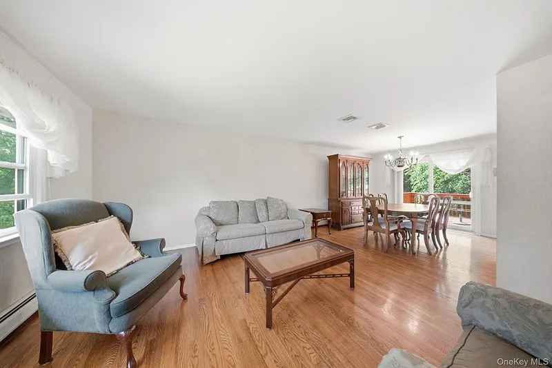 177 New Hempstead Road Photo 12