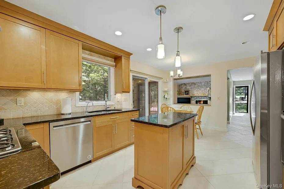 19 York Drive Photo 11