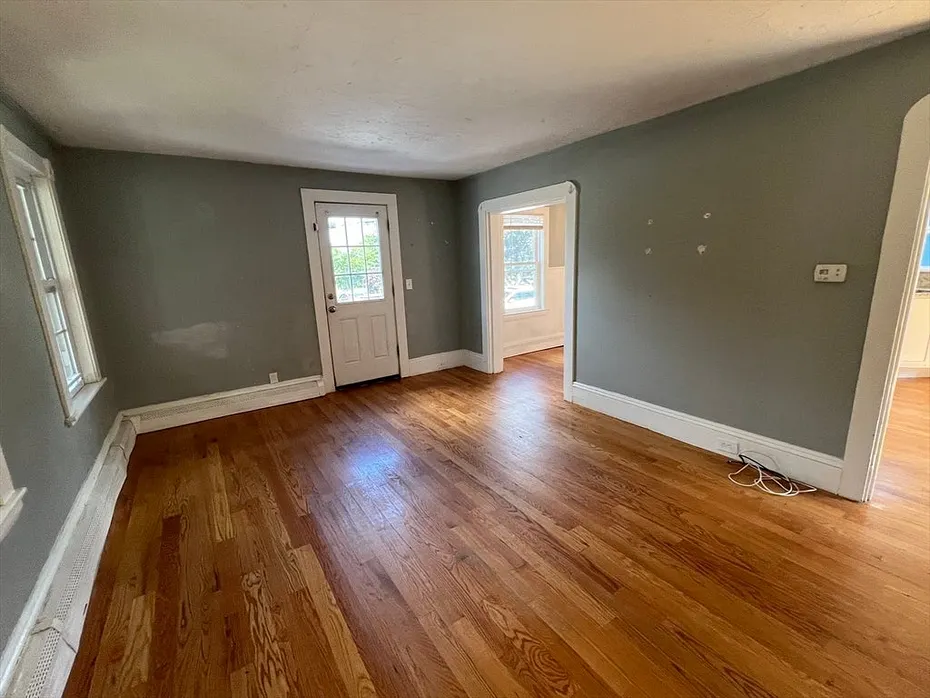 22 Murray St Photo 5