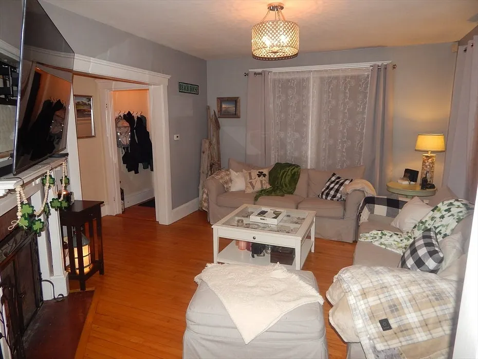 20 Virginia Ter Photo 5