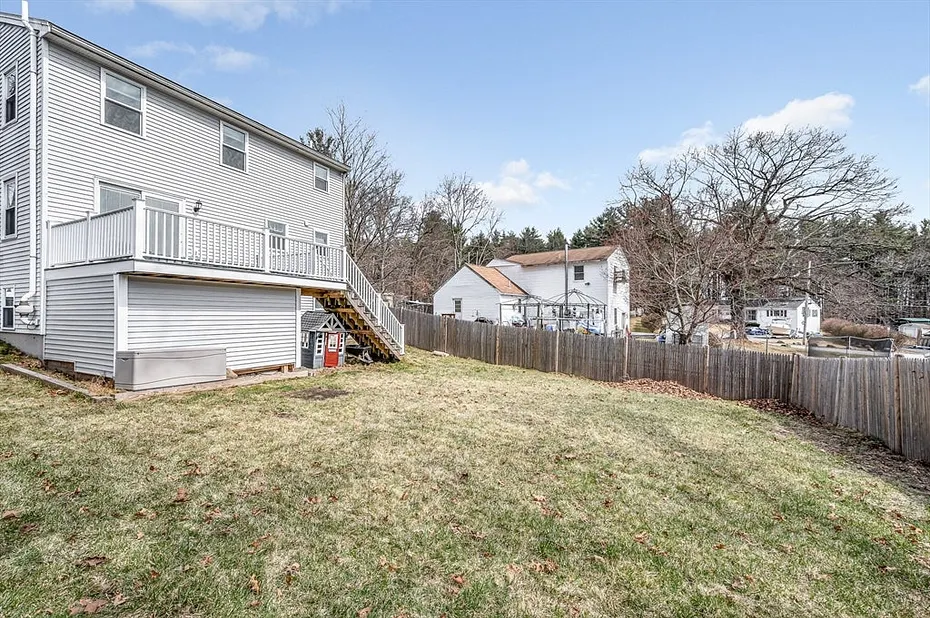 18 Hilltop Rd Photo 32