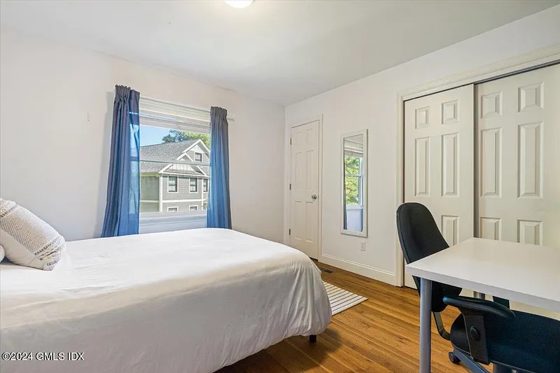 70 Gregory Road Photo 18
