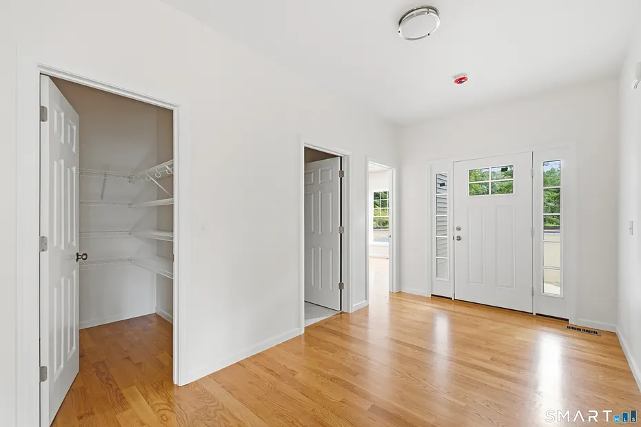 18 Spring Hill Lane Photo 16