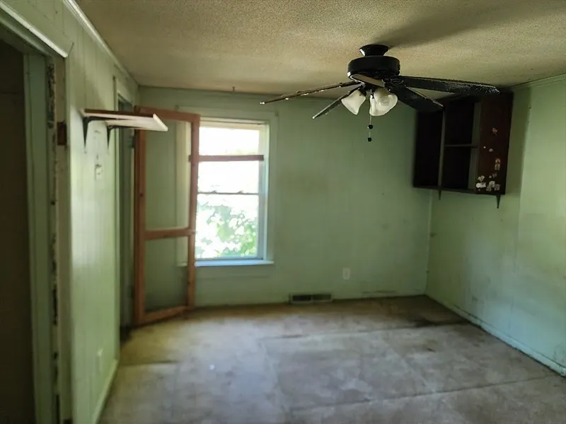 156 Grattan St Photo 24