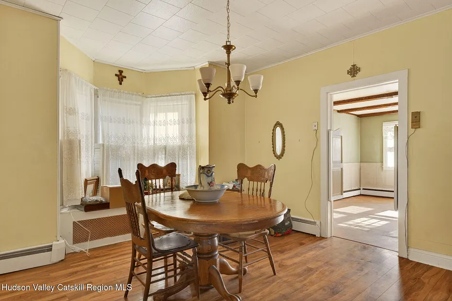 251 Jefferson Heights Photo 3