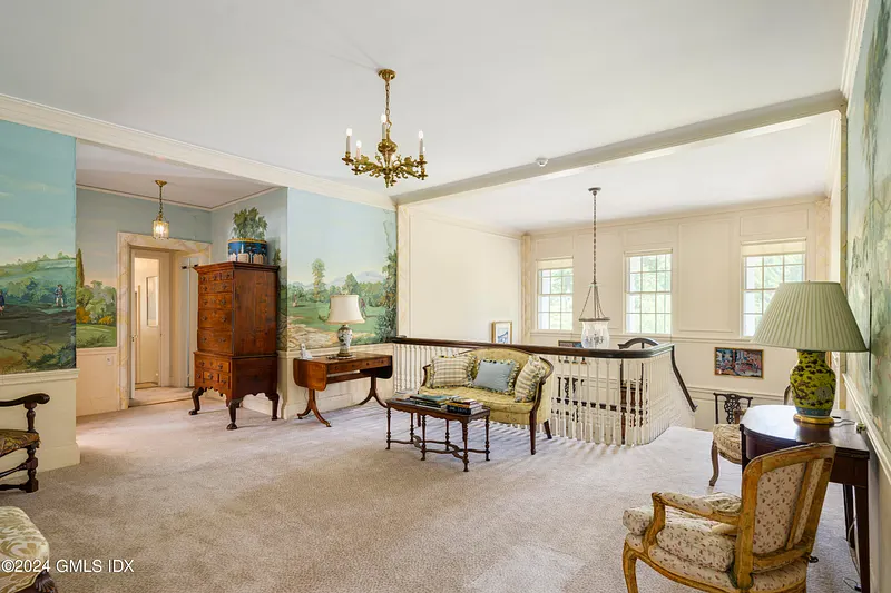 10 Cliffdale Road Photo 18