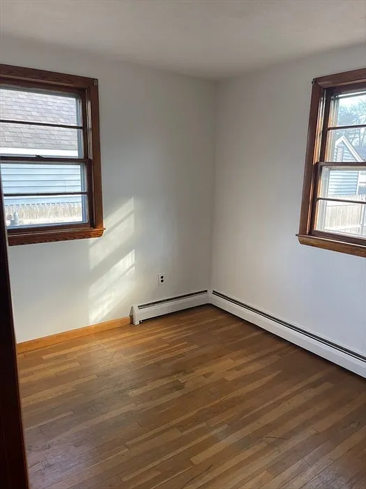 32 Mason Ave Photo 11