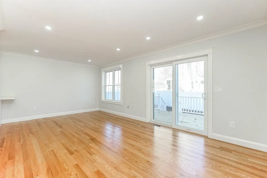 100 Kendall Avenue Photo 22