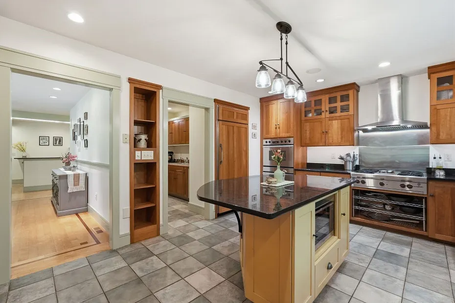 18 Eveningstar Dr Photo 13