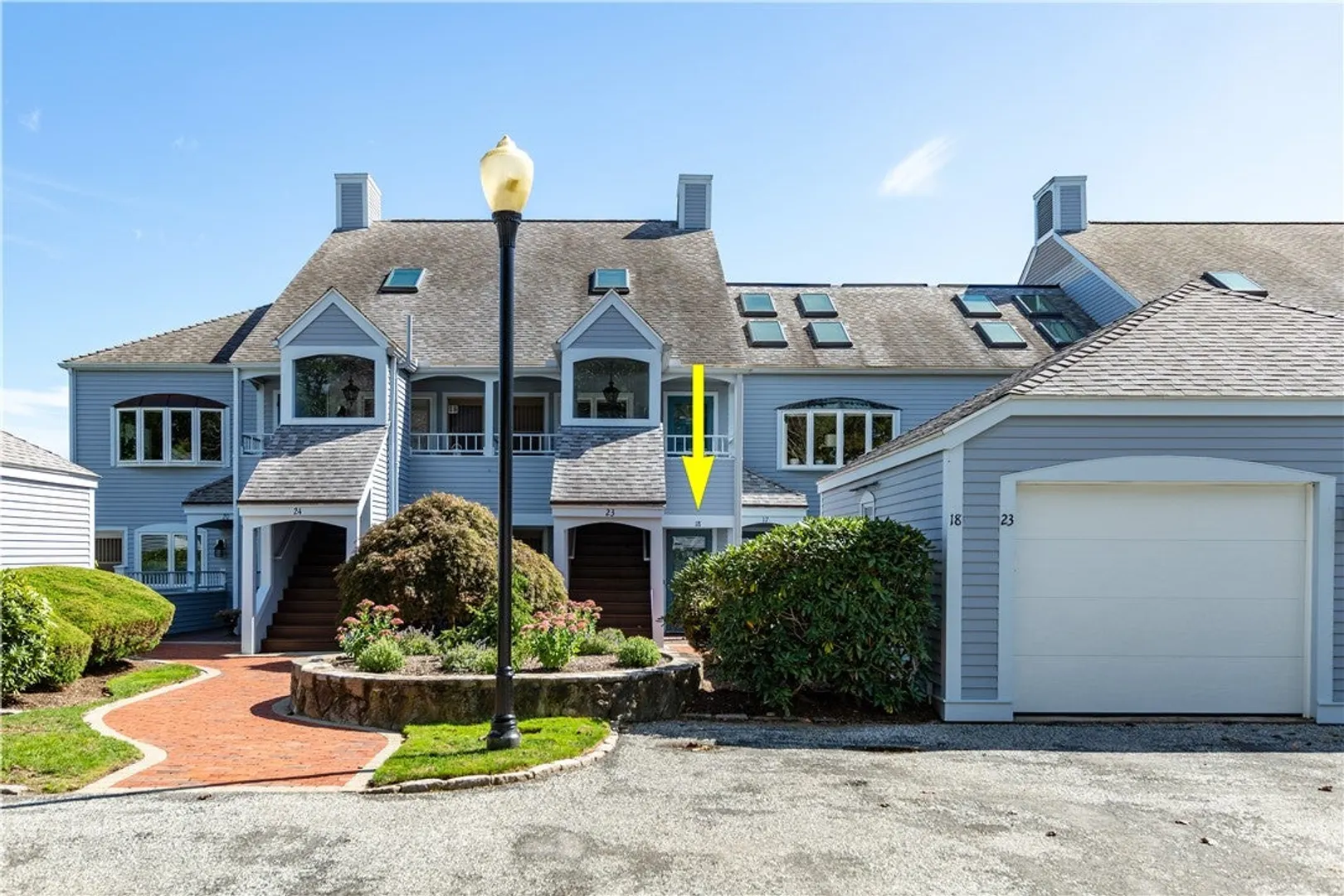 152 Crompton Avenue  #18 Photo 5