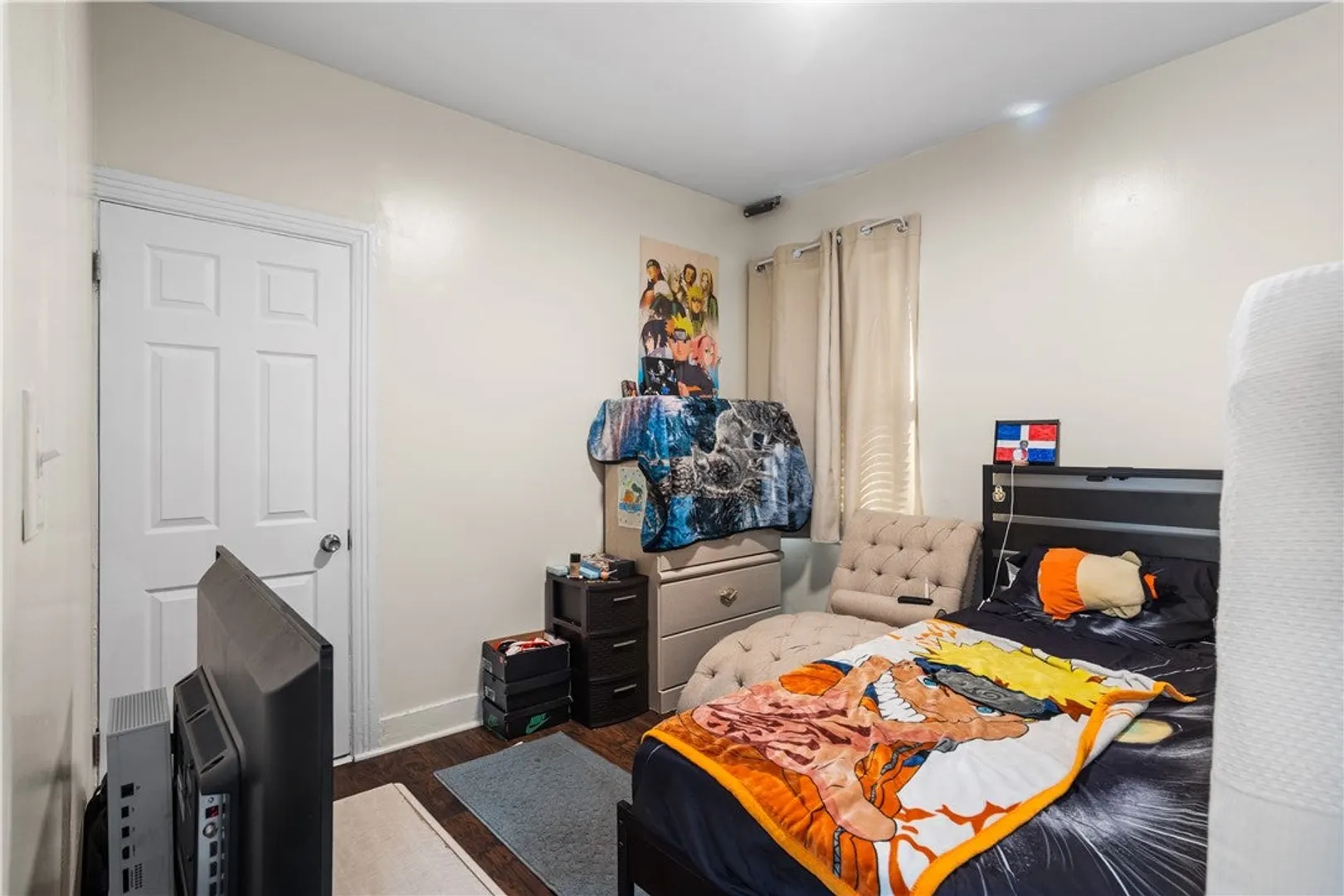 12 Quince Street Photo 8