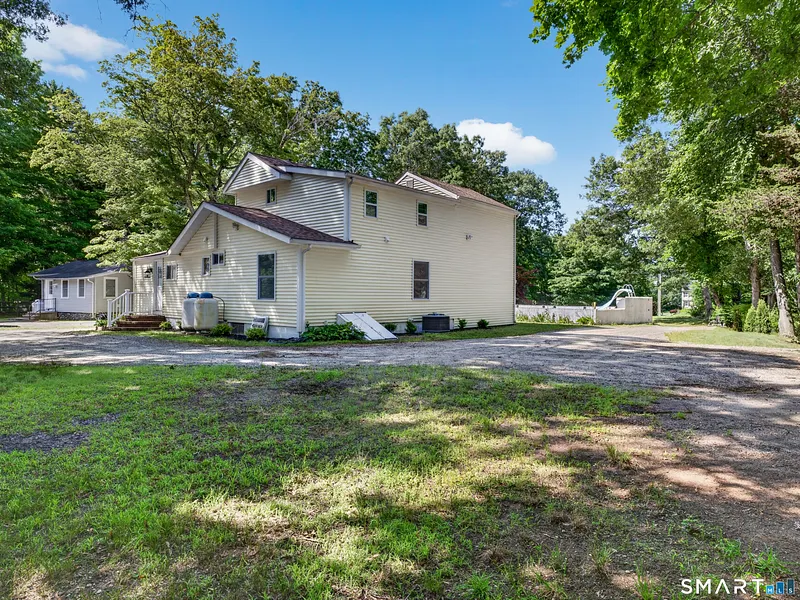 149 Liberty Street Photo 32