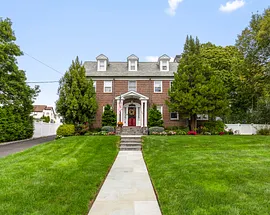 543 King Street