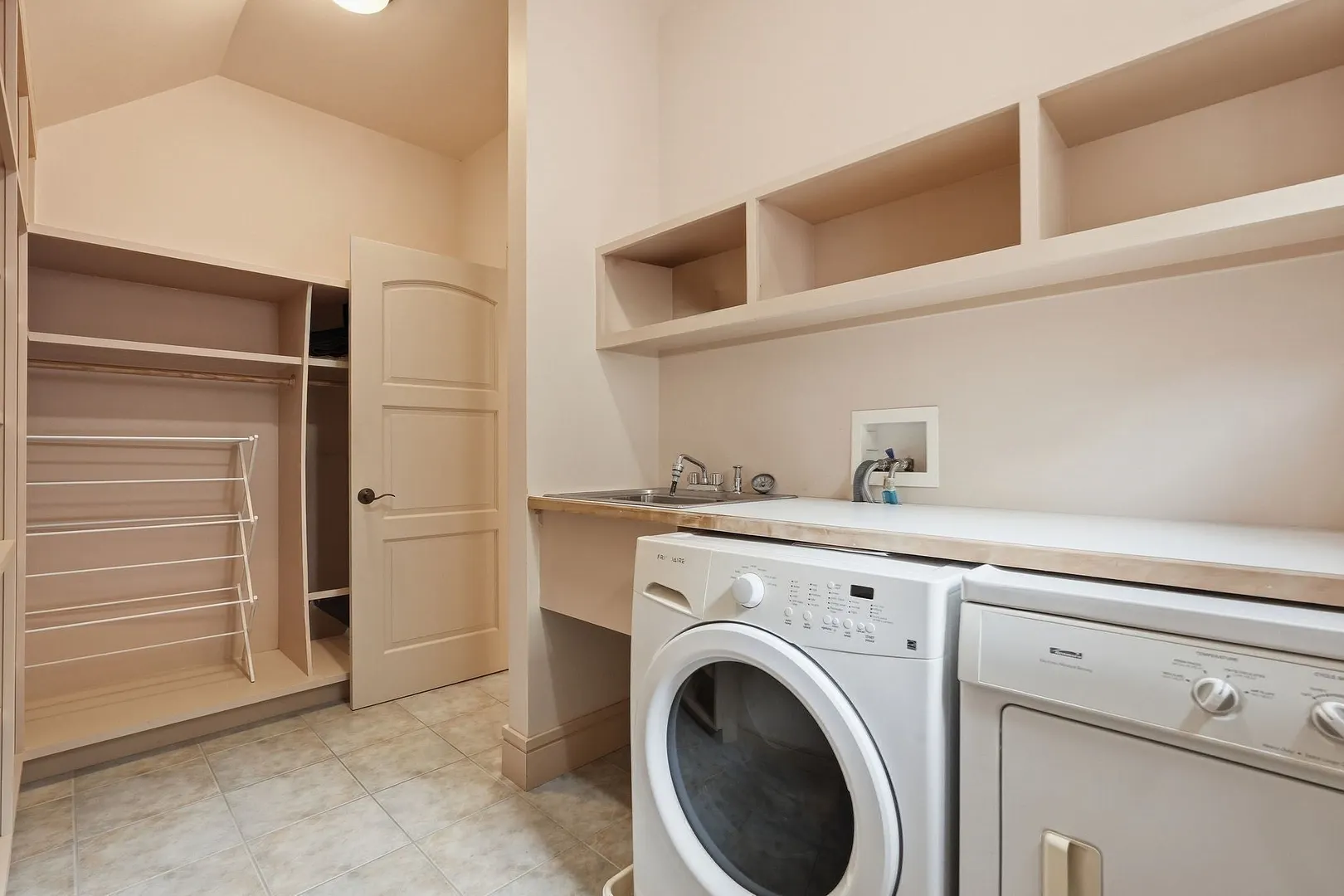 18 Eveningstar Dr Photo 30
