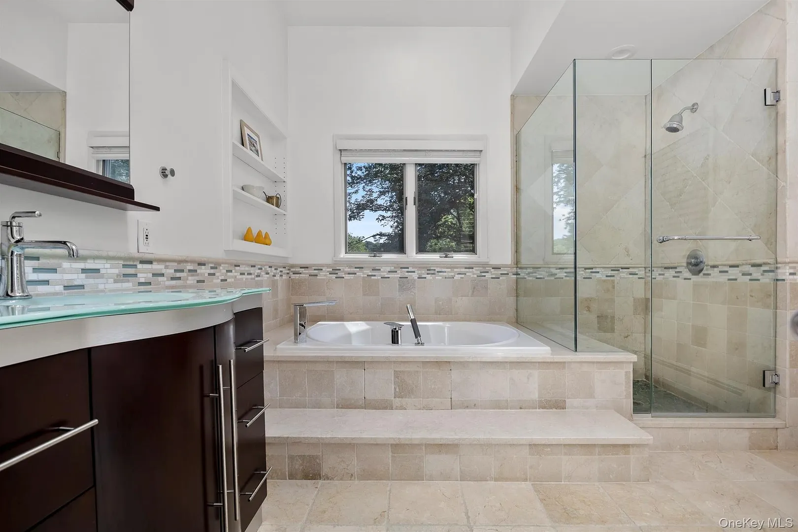 12 Hilltop Road Photo 23