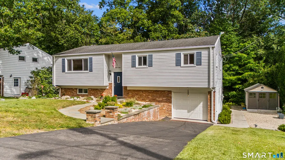 27 Amherst Place Photo 31