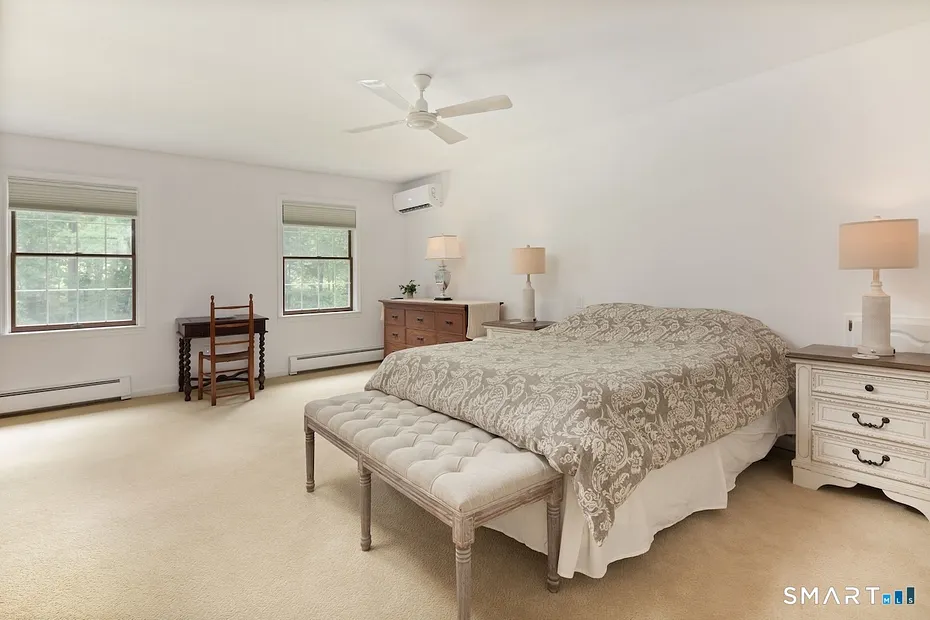32 Burton Road Photo 20