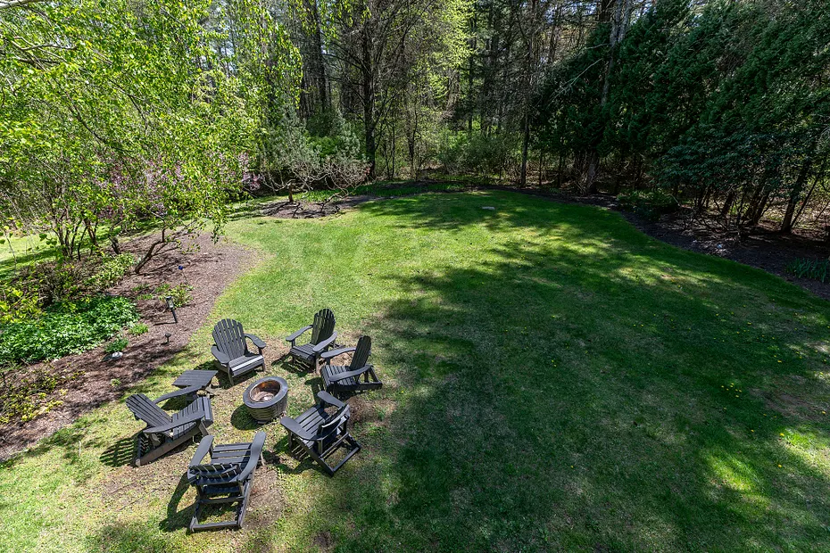 94 Washinee Heights Road Photo 7