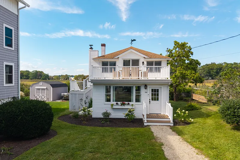 144 Shore Road Photo 26
