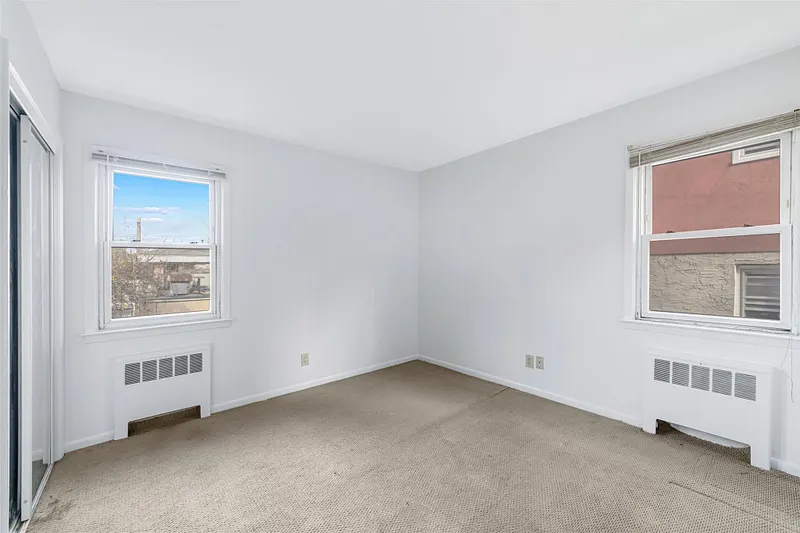 85 Stevens Avenue Photo 18