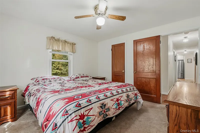 929 Freedom Plains Road Photo 24