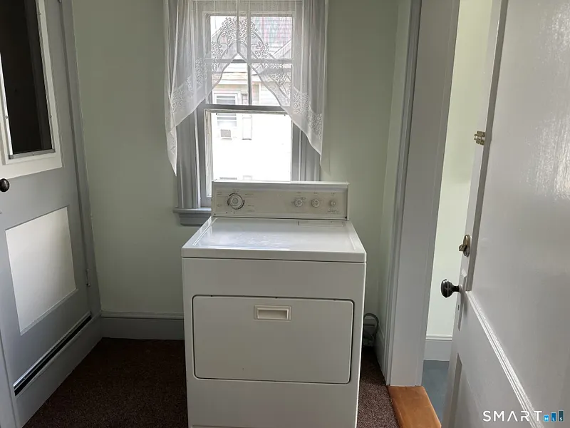 76 Lorenzo Street Photo 18