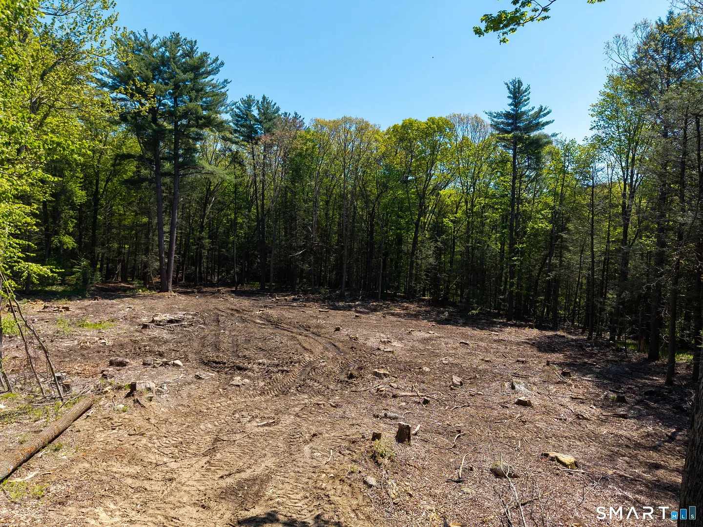 16 Bel Aire Lane Photo 2