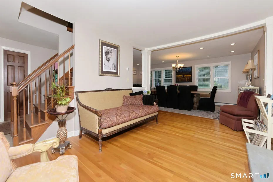4 Sears Place Photo 17