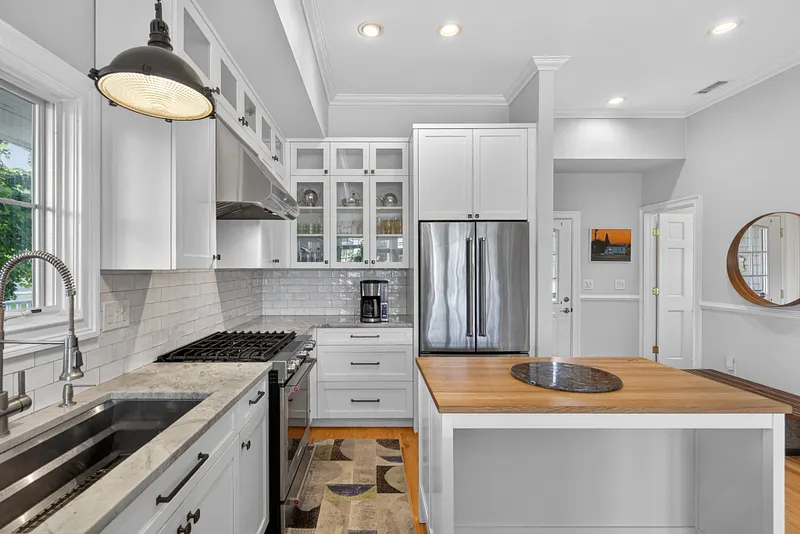 284 Shore Drive Photo 8