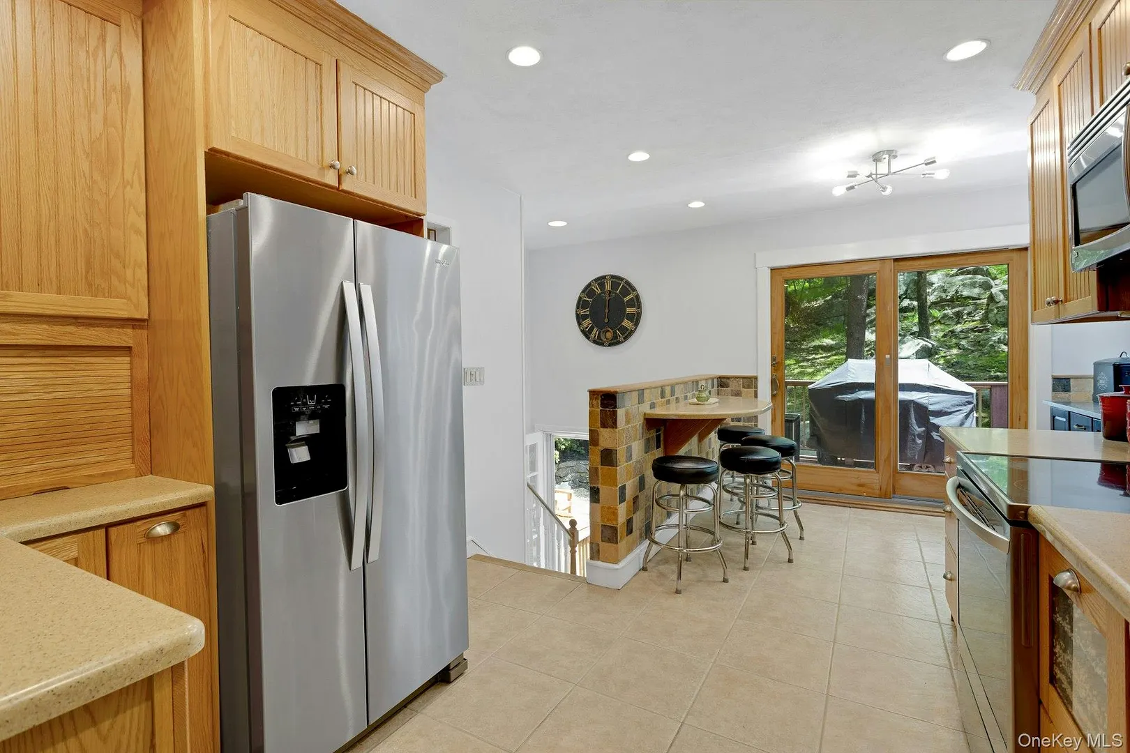 8 Woodland Road Photo 12
