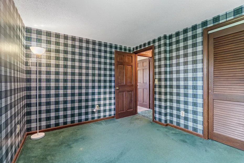 28 Pine Street Photo 20