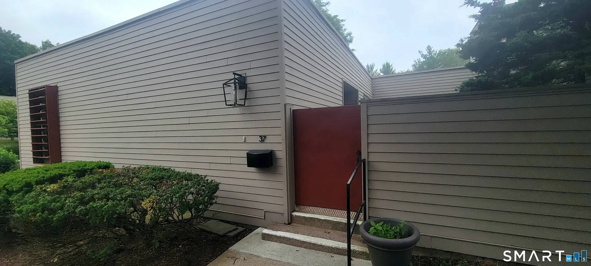 37 Charlton Hill Road #37 Photo 6