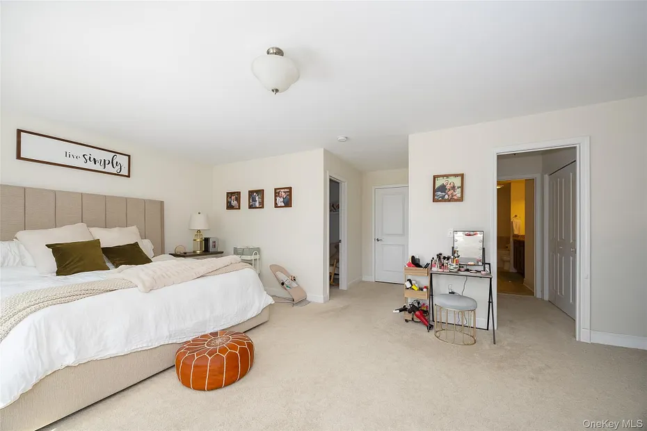 320 Hudson View Terrace Photo 11