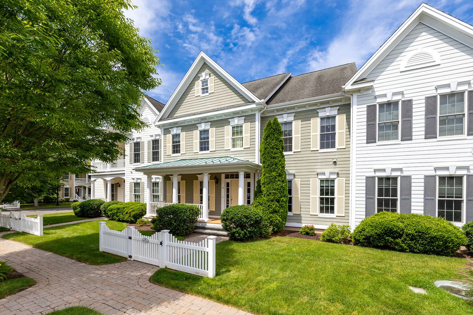 14 Billingsgate Drive #14 Photo 1