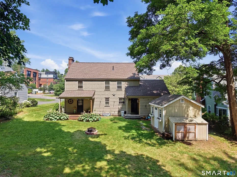 2409 Albany Avenue Photo 36