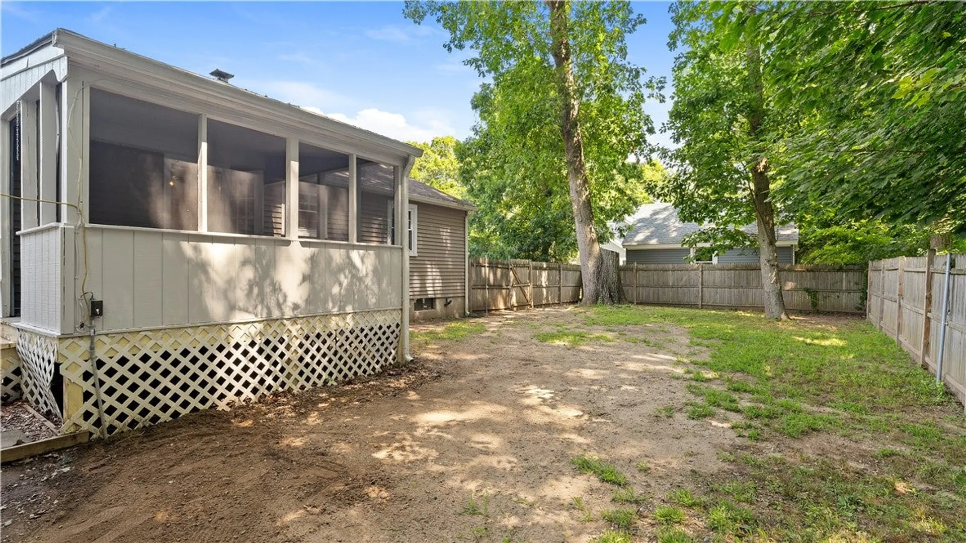 52 Brentwood Avenue Photo 29