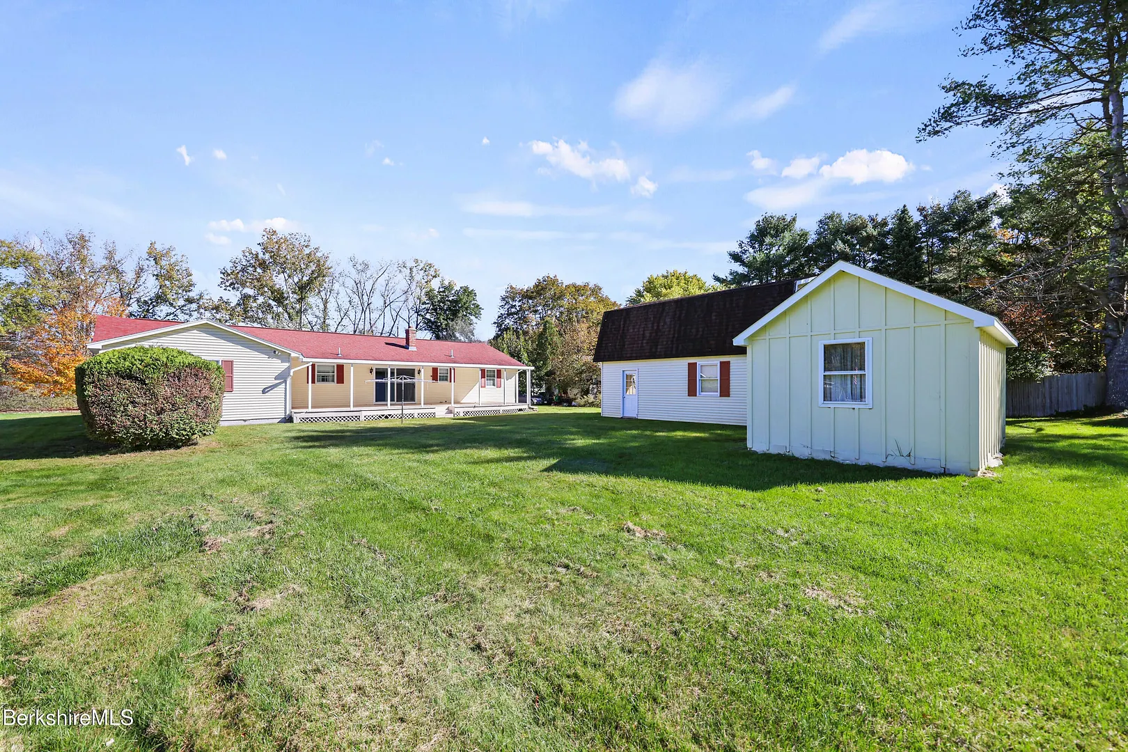 64 Devonshire Dr Photo 59