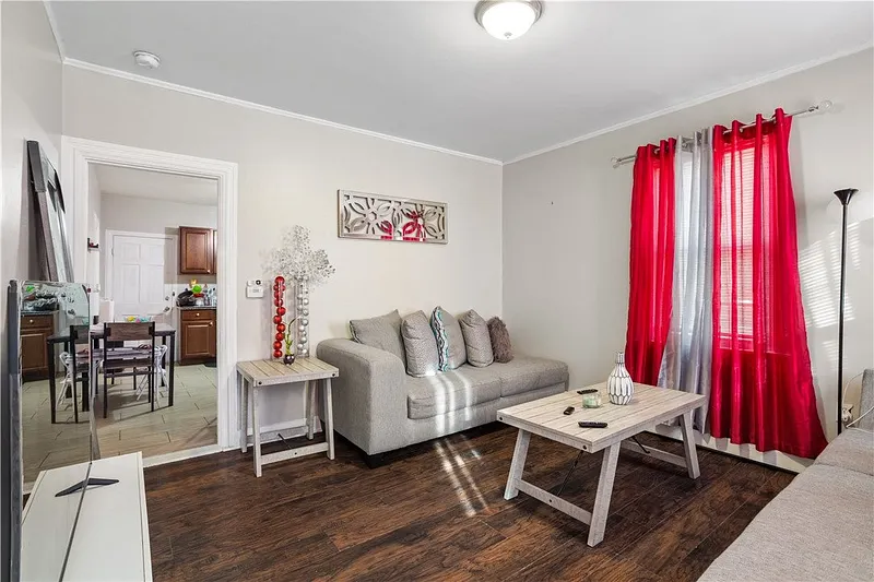 12 Quince Street Photo 16